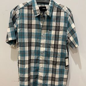 Hurley Plaid Short Sleeve Mens Medium Button Down